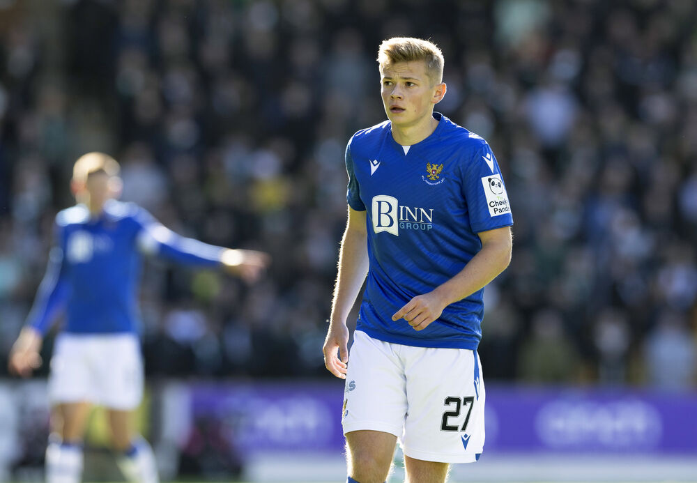 Max Kucheriavyi heads to Falkirk on loan
